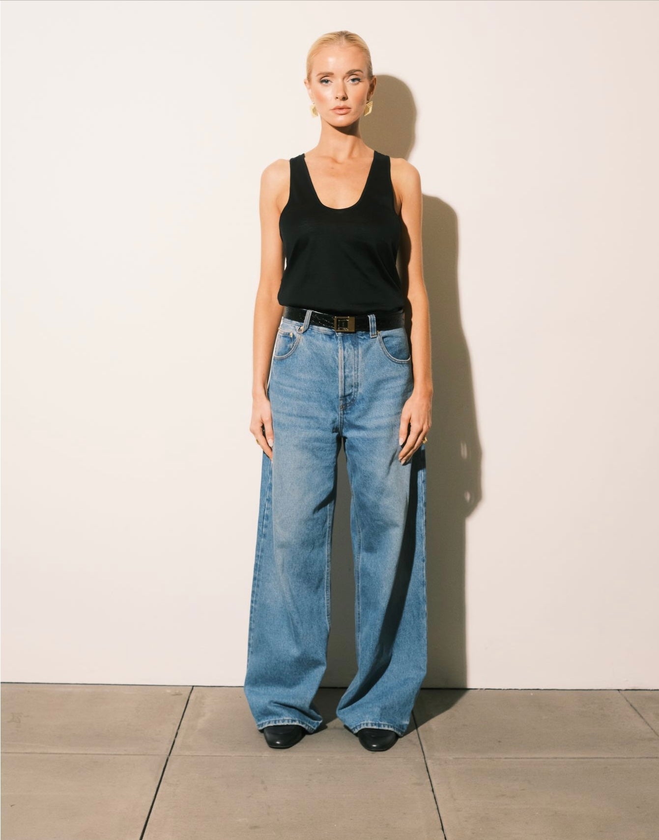 Low Cut Scoop Top - Black jersey