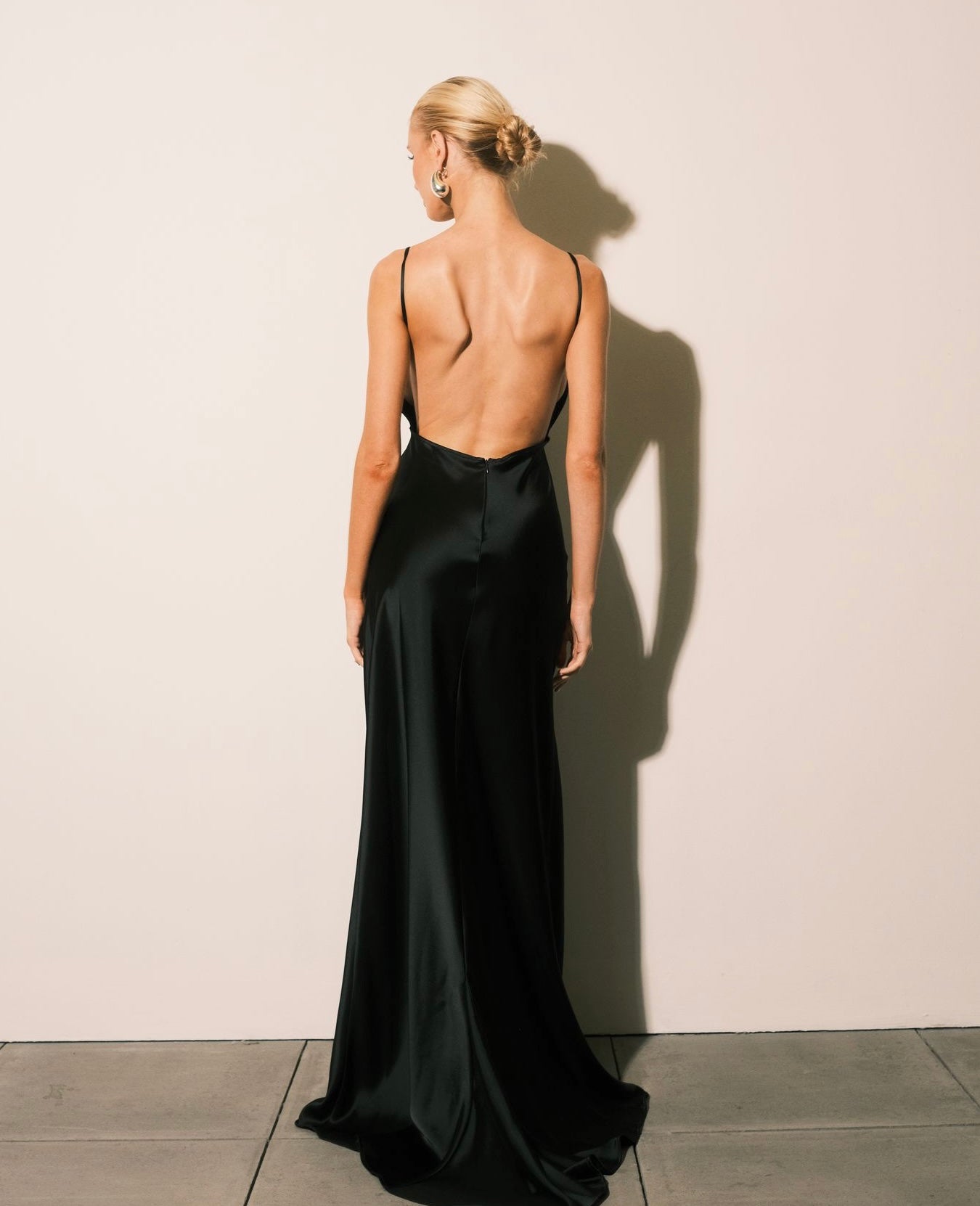 Backless Dress - Black